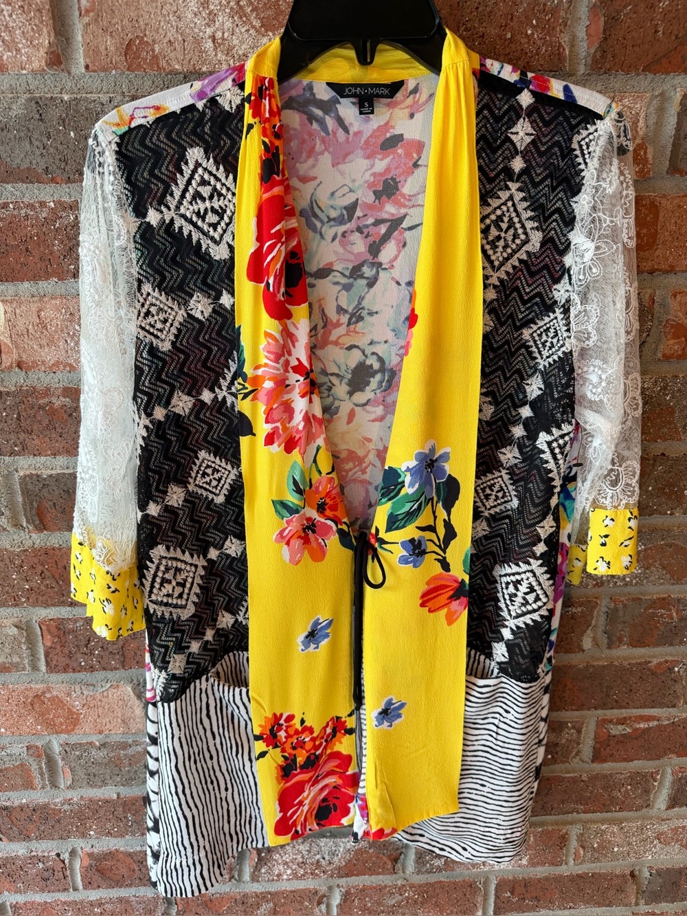 John + Mark Floral Mixed-Print Duster/kimono Yellow, Black, White - size small